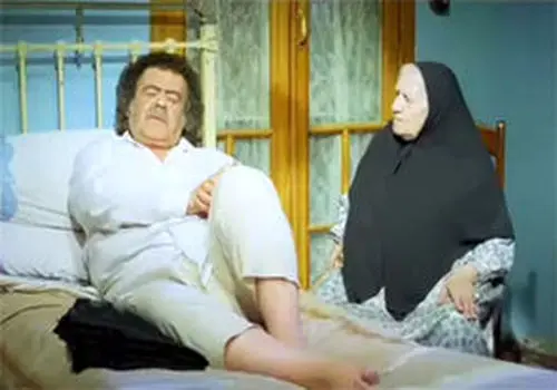 سکانسی ناب از خلوتِ محمدابراهیم و مادر در فیلم «مادر»/ویدیو 