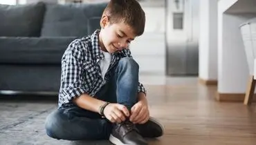 راهنمای انتخاب کفش مدرسه؛ هنگام خرید به این نکات توجه کنید