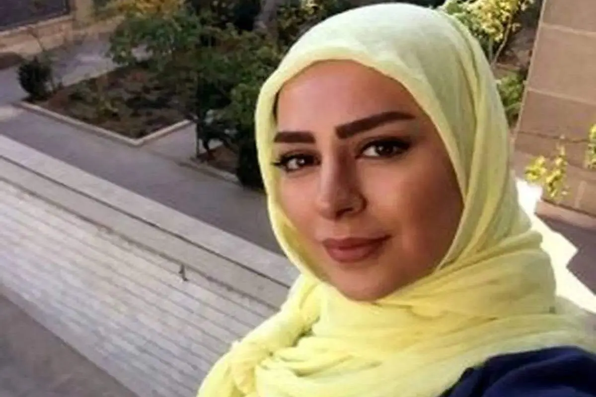 موتور سواری سمانه پاکدل در خیابان های تهران بعد از تصویب گواهینامه بانوان در ایران + عکس