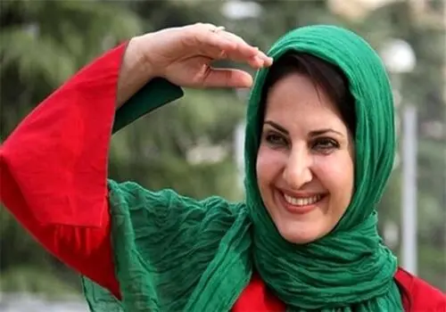 عشق مادری‌بزرگی در قاب تصویر: فاطمه گودرزی در کنار نوه‌ها و عروسش!