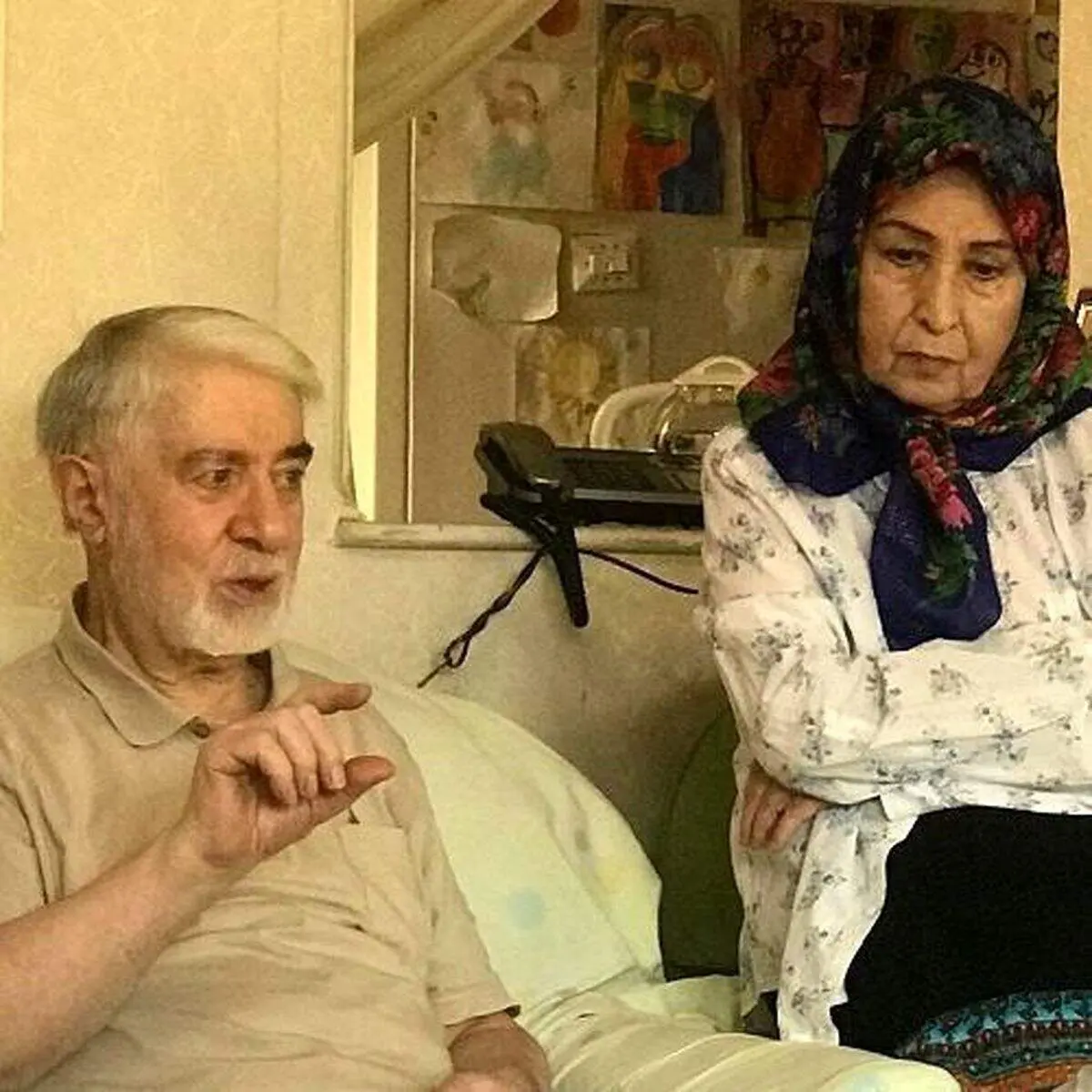 میرحسین موسوی در بیمارستان بستری شد
