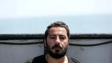 استایل خیابانیِ نوید محمدزاده روی پل عابر پیاده!