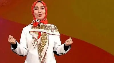 ژیلا صادقی و بلاگرها در بین‌الحرمین؛ سفر معنوی یا تبلیغاتی؟+ تصاویر