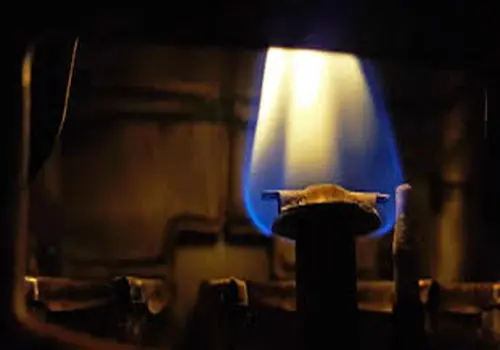 آشنایی با ۷ دلیل زردی زبان!