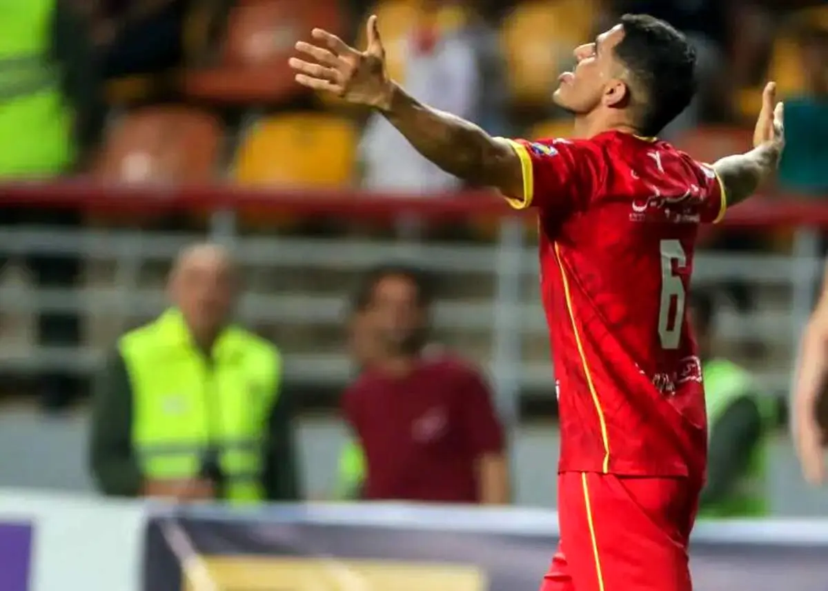  اعتراف یک ملی‌پوش: از گفتن جملات تند به داور پشیمانم!