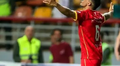  اعتراف یک ملی‌پوش: از گفتن جملات تند به داور پشیمانم!