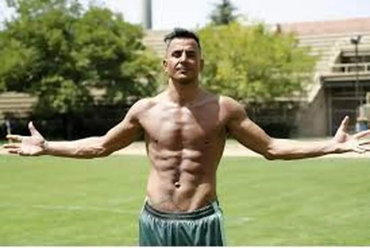 - واکنش کنایه‌آمیز حامد لک به گرانی بنزین+عکس