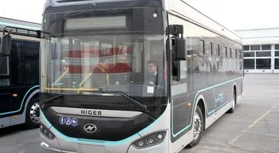 آغاز عصر برقی در پایتخت؛ نخستین سری تاکسی و اتوبوس برقی ترخیص شد + فیلم