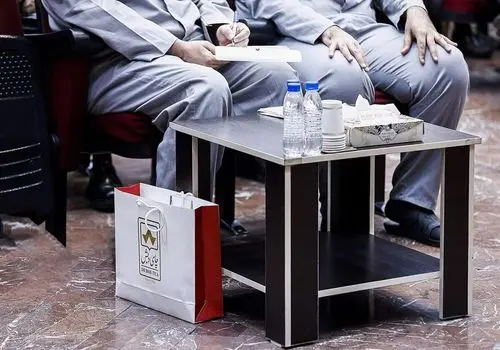 بمب بانکی چای دبش؛ دریافت ۱۴۳ وام فقط از یک بانک دولتی
