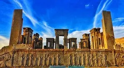 تخت‌جمشید در قاب‌هایی که هرگز ندیده‌اید؛ روایتی تصویری از نیم قرن پیش
