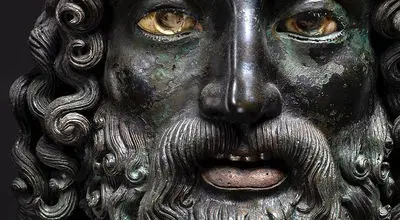 راز جنگجویان ریاسه؛ مجسمه های عجیب با قدی ۲ متری+تصاویر