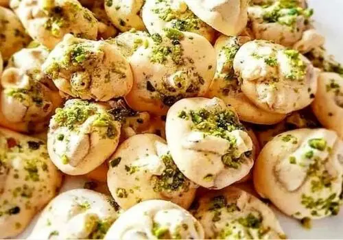 طرز تهیه شیرینی ملکه پسته