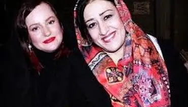 قاب قدیمی از جوانی فاطمه هاشمی و نعیمه نظام دوست