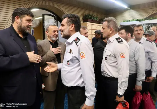 مراسم+ختم+مادر+پيرحسين+كوليوند (23)