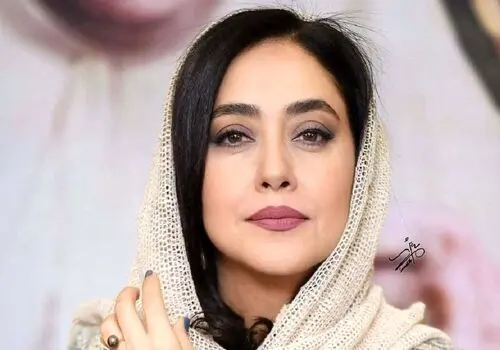 تصاویری کودکی «آنجلینا جولی» در 3 و 6 سالگی