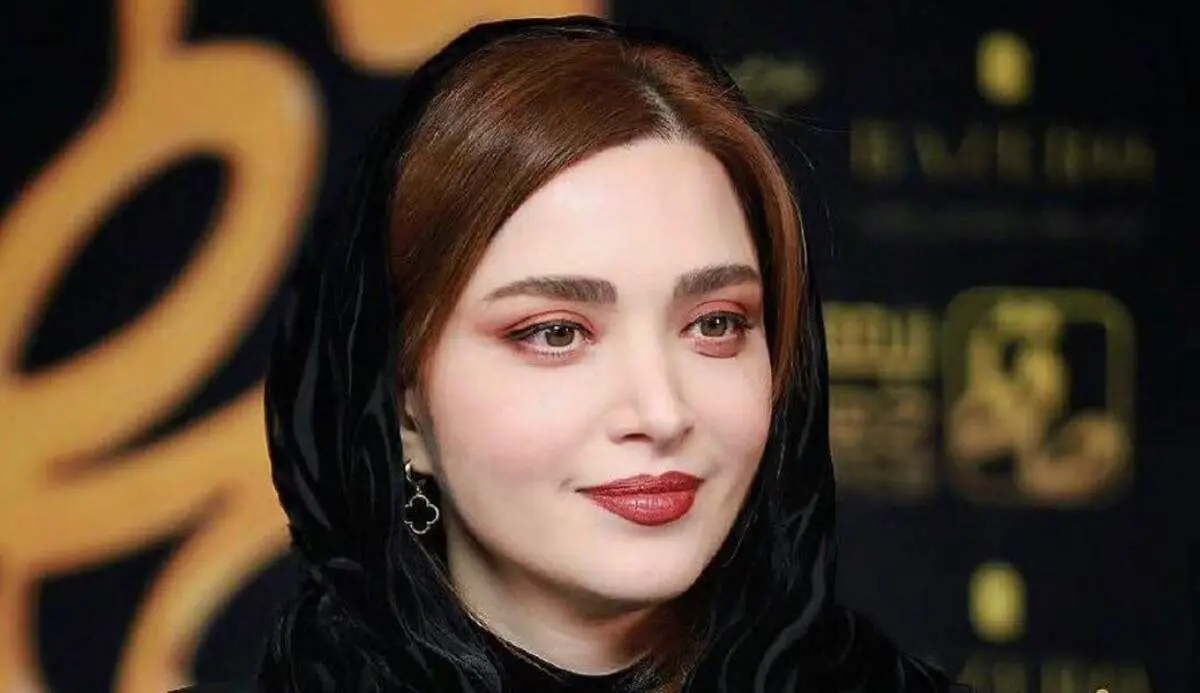 عکسی کمتر دیده شده با استایلی رنگی و بهاری از بهنوش طباطبایی!