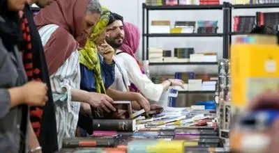 تقارن نمایشگاه‌های کتاب تهران و دوحه؛ آزمونی تازه برای تعامل نشر منطقه