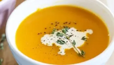 طرز تهیه سوپ سیر و زنجبیل برای روزهای آلوده