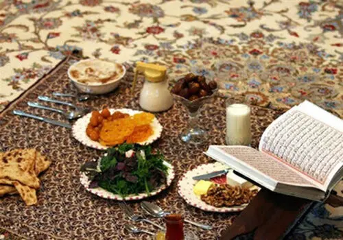 پیشگیری از خشکی و ترک لب ها در رمضان