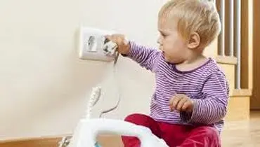 
 سن مناسب برای تنها ماندن در خانه
