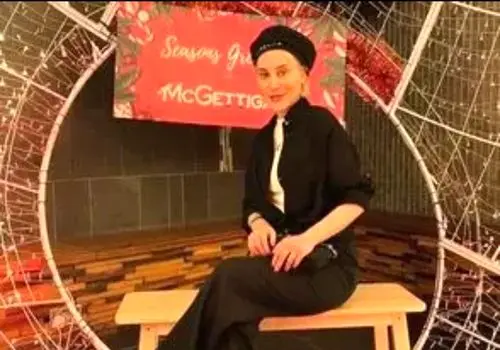 تصویری از حلقه ساده و زیبای آرام جعفری، تازه عروس سینمای ایران