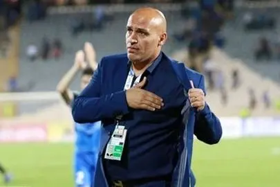  منصوریان صعود یک تیم به جام جهانی را تبریک گفت 