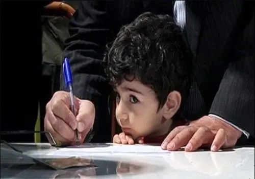 جابجایی دانش‌آموزان یک مدرسه در جهرم با تریلی کانتینردار!+ فیلم