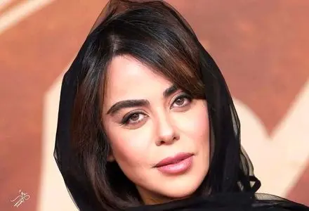 الهام اخوان مجری شد