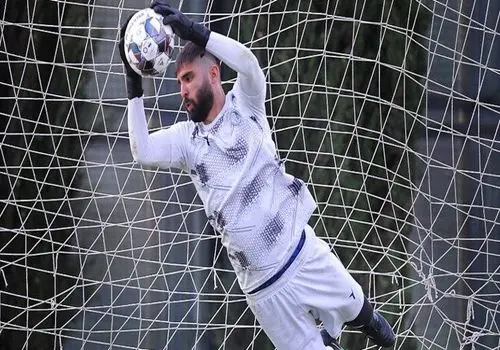 اگر قهرمان نمی‌شدیم، در استقلال نمی‌ماندم