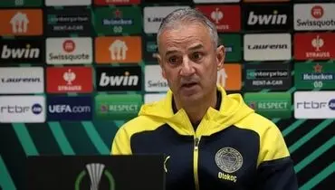 دستان بسته اسماعیل کارتال در ترکیب پرسپولیس مقابل الهلال