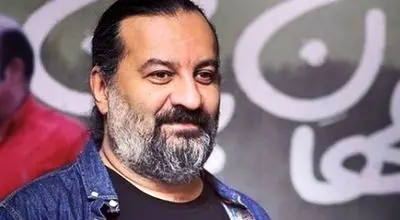 قابی از مهراب قاسم‌خانی با حیوانات خانگی اش