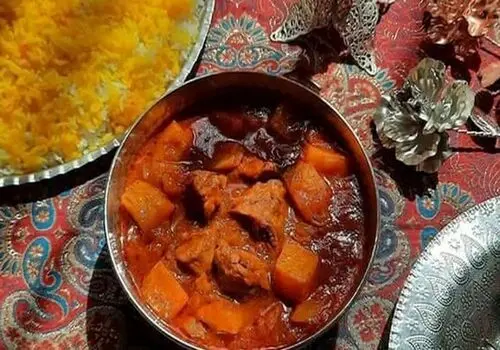ناهار: گرمای خانه در روزهای خزان؛ خورشت مرغ و اسفناج، غذای آرامش‌بخش این پاییز سرد!