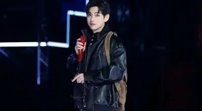 افشای پیام‌های خصوصی خواننده گروه بی تی اس در دادگاه