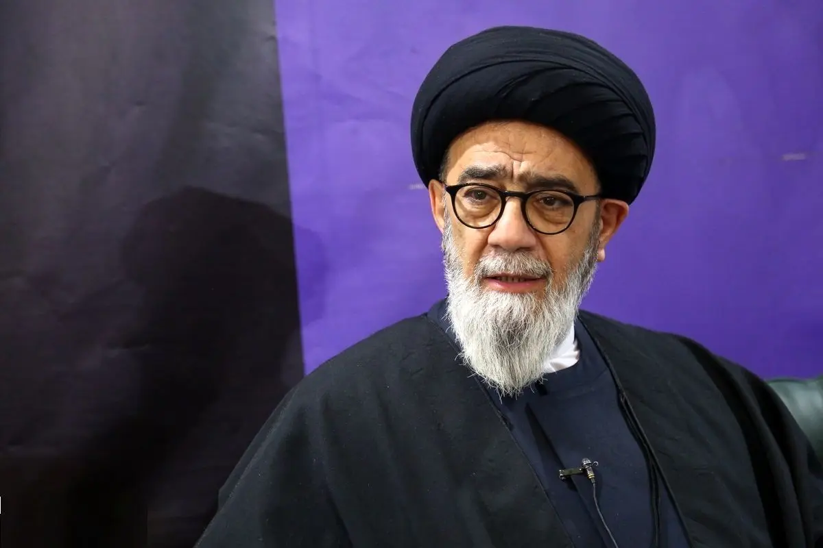 شهید آلهاشم در کنار استاد شهریار در سال ۱۳۶۳