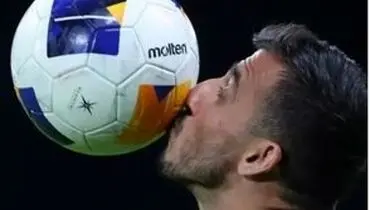 بمب پرسپولیسی‌ها، با هواداران خداحافظی کرد