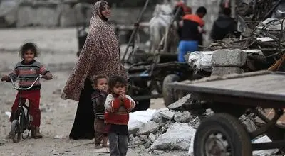 نماینده مجلس: با خط فقر ۴۰ میلیونی و تورم بالا، افزایش ۲۰ درصدی حقوق‌ها کافی نیست