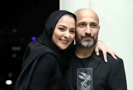 قاب عاشقانه مارال بنی‌آدم و علی سرابی پشت صحنه تئاتر آرش+عکس