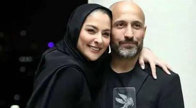 قاب عاشقانه مارال بنی‌آدم و علی سرابی پشت صحنه تئاتر آرش+عکس