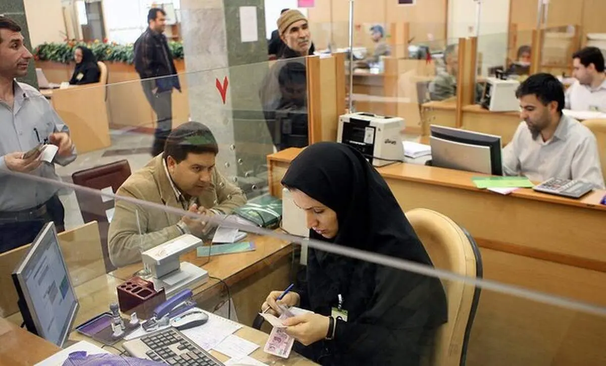سهم 61 درصدی تهرانی ها در سپرده‌گذاری در بانک‌ها