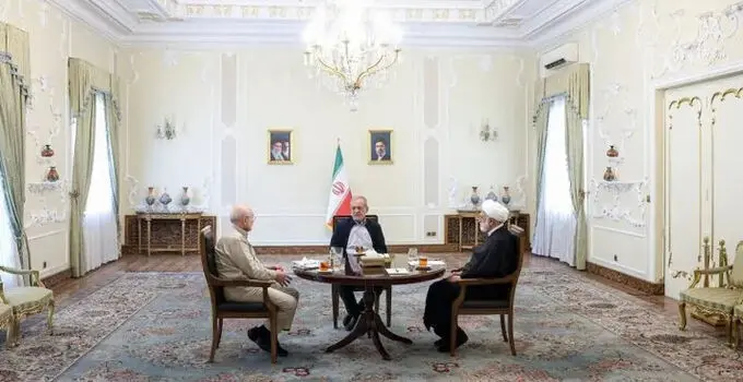 تأکید سران قوا بر تأمین کالاهای اساسی و حمایت از تولید