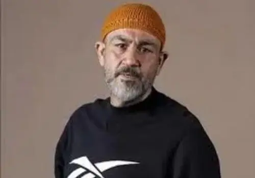 مهران غفوریان با انتشار عکسی خانوادگی از همسر و دخترش ابراز عشق کرد!