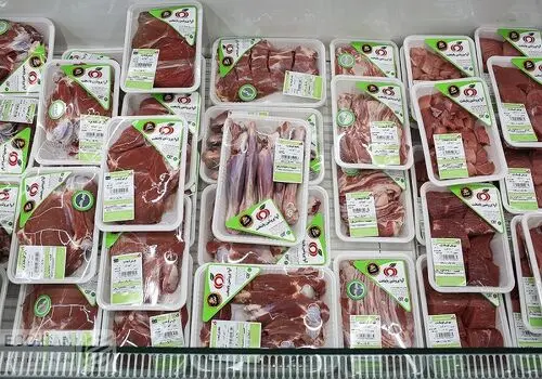 یک شناور خارجی متخلف در خلیج فارس توسط نیروی دریایی سپاه توقیف شد