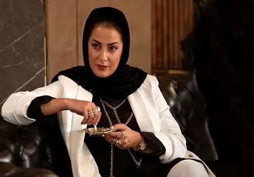 «طناز طباطبایی» در 27 سالگی و در کنار داریوش مهرجویی؛ سال 89