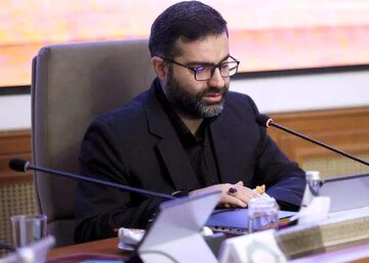 معاون پزشکیان: ایرانی‌ها با همبستگی از درهمه چالش‌ها پیروز خواهند شد + عکس