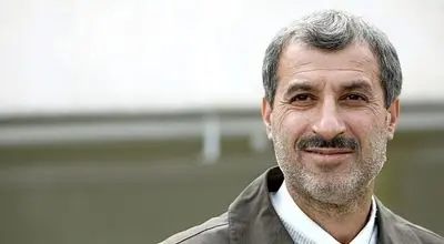 مایلی کهن غوغا کرد: خانمها با من هم عکس میگیرند چه برسد به پژمان!