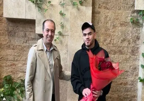 حمایت دسته جمعی بازیکنان استقلال از جواد نکونام+ عکس