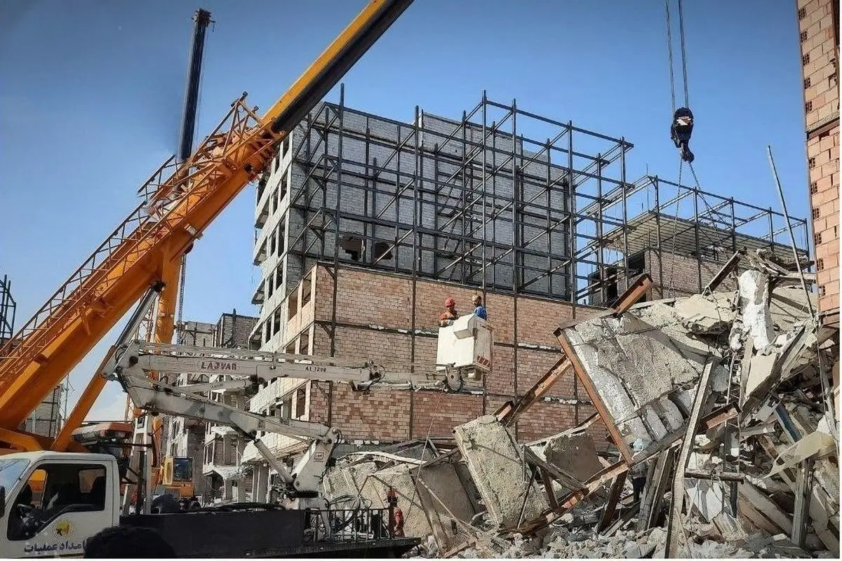 انفجار مواد محترقه و تخریب منزل مسکونى در قزوین+ فیلم