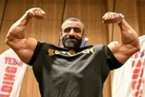 هادی چوپان: خوشتیپ بودنم داستان غم‌انگیزی دارد!/ویدیو 