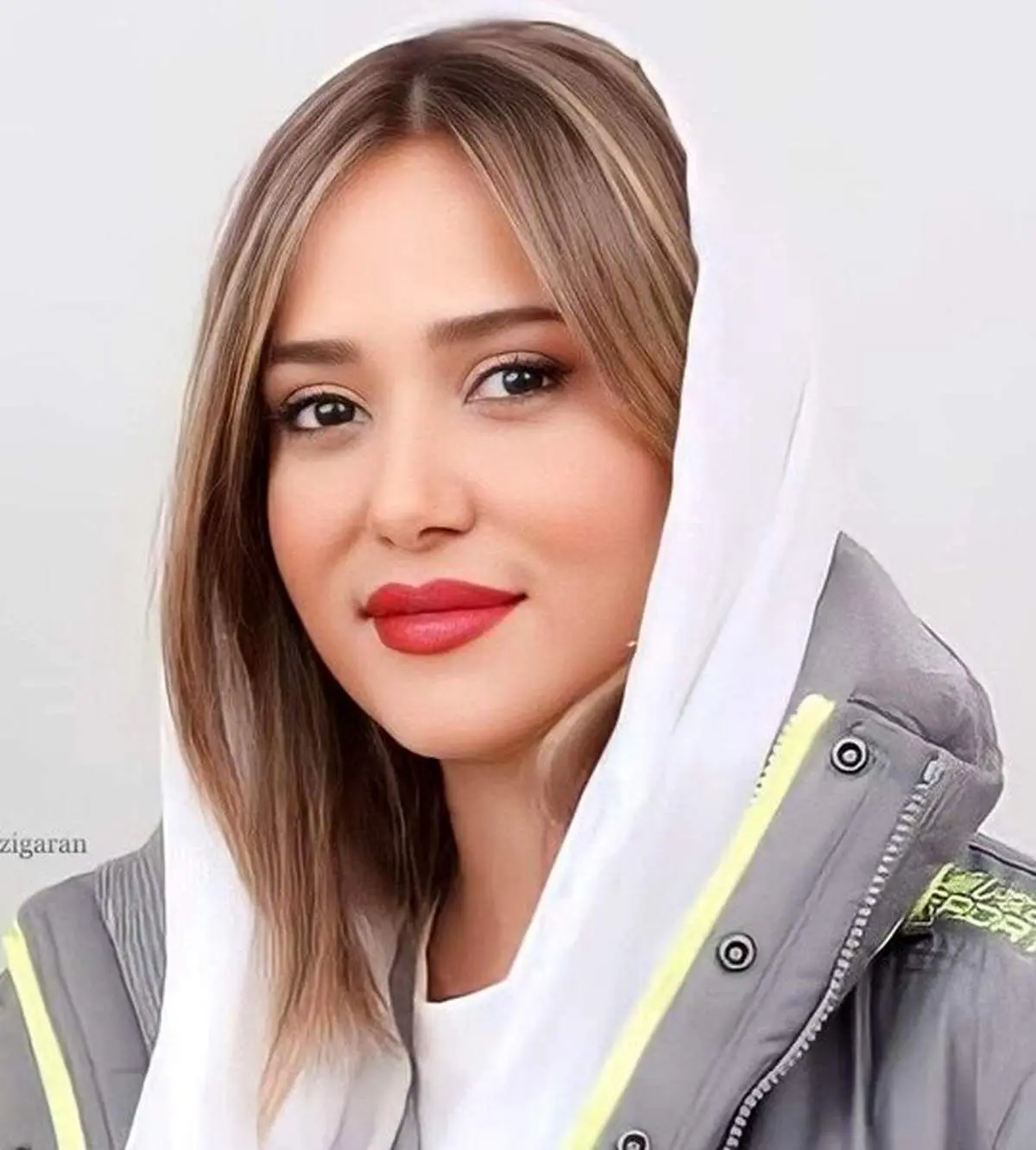 تولد خاص پریناز ایزدیار با دسته گل فرانسوی و کیک فیلینگ