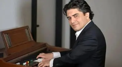 رقص آذری سامان احتشامی در پشت صحنه کارناوال/ویدیو 